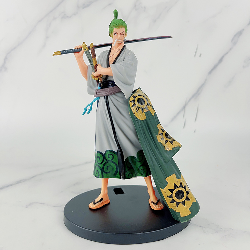 Full set of One Piece animation hand model battle Sauron 3000 World Doll Doll Gift ornaments wholesale