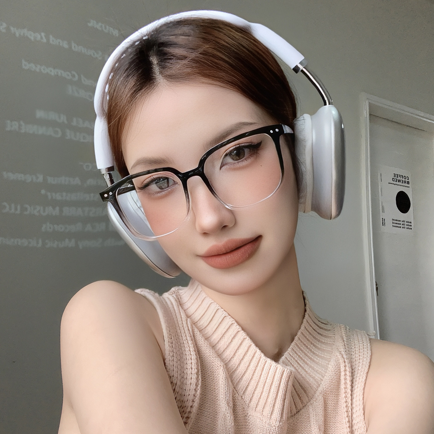 2024 new anti-blue light glasses women's korean-style oval plain large frame slimming frame glasses men's plain glasses