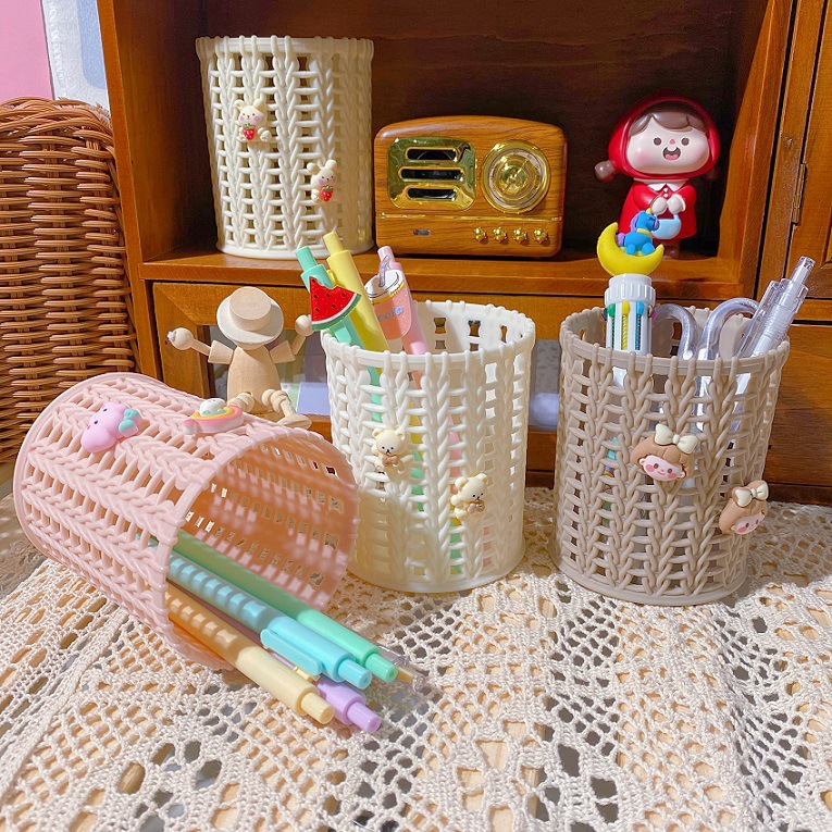 Cartoon Pen Container Creative Cute Hollow Office Desktop Stationery Multifunctional Plastic Vine Simple Student Storage Box