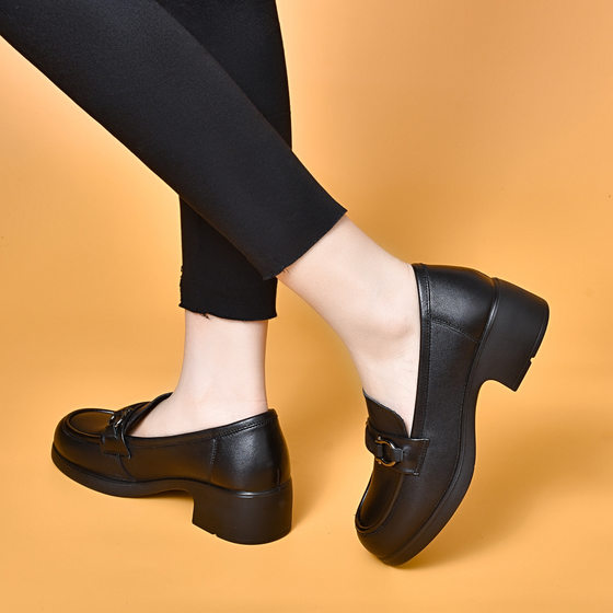 Round toe slip-on loafers women's 2023 first layer cowhide metal buckle chunky heel single-layer shoes small leather shoes physical exclusive