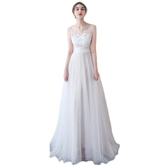 Europe and the United States cross-border light wedding dress 2024 new bridal French small tail white mesh temperament independent station dress women