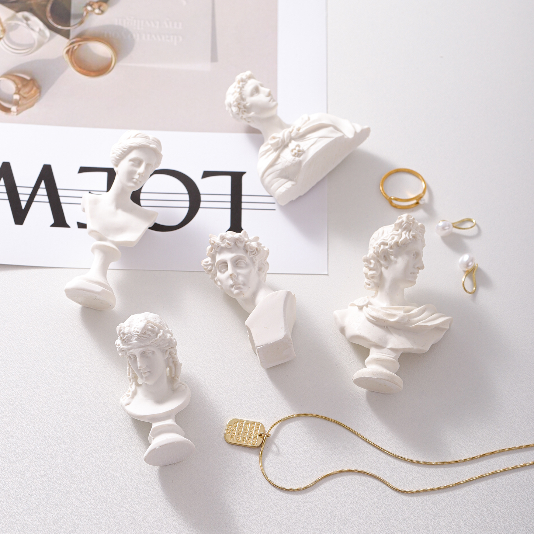 Resin portrait White Venus David jewelry display decoration mini statue jewelry shooting props ornaments