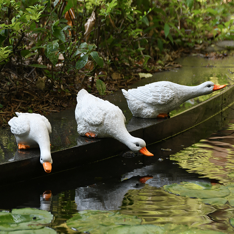 Outdoor courtyard rockery fish tank pool garden decoration landscaping creative simulation animal layout drinking water duck ornaments