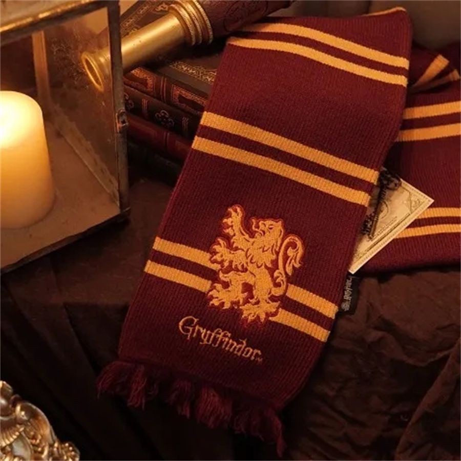 Harry Potter four college embroidery scarf Gryffindor scarf