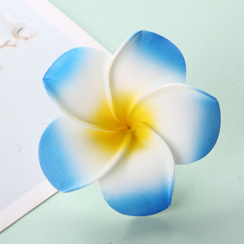 Forcina per capelli con fiori di Plumeria all'ingrosso Dai vestito da viaggio vacanza al mare Forcina per capelli con fiori di Plumeria fermaglio laterale per capelli copricapo_voghion.com