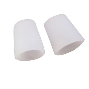 In the second half of 2019, the small toe protective cover is used to grind the toe and finger silicone cover.