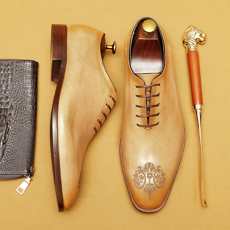 [vip for] men's pointed leather shoes British leather carved business formal Oxford shoes full leather men's shoes