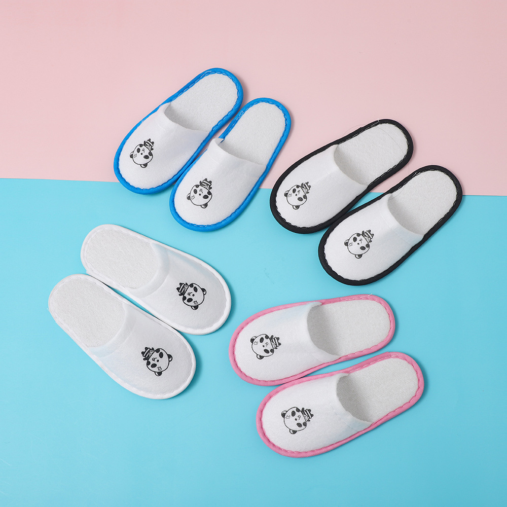 Star hotel disposable children's slippers wholesale B & B parent-child room children's cartoon slippers home closed toe non-slip