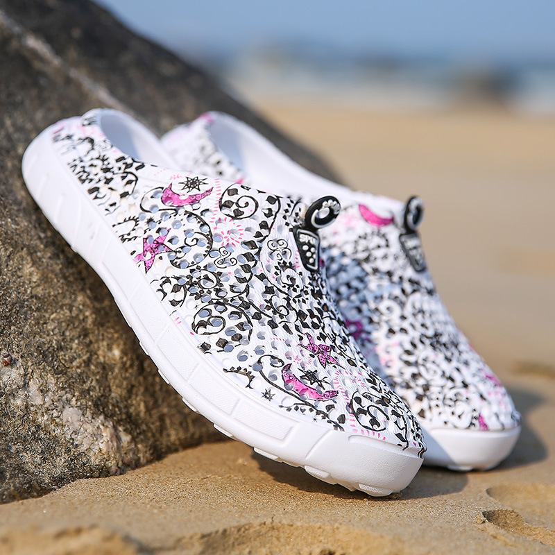 Cross-border Hole Shoes Women's Summer New Pattern Breathable Beach Slippers Korean Style Student Hollow Toe Sandals Slippers