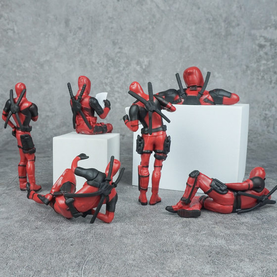 Cross-border Deadpool Handheld Model Fighting Police Sleeping Posture Doll Raise Card Review Posture Animation Car Center Console Ornaments Tide