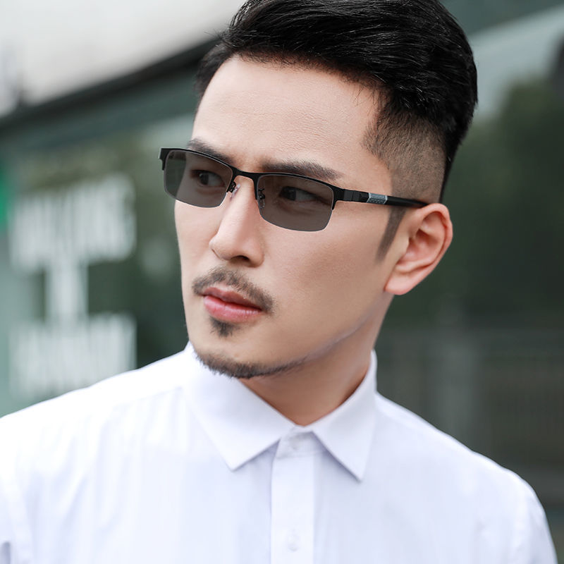 Photosensitive color-changing myopia glasses men's high-grade half-frame metal can be equipped with degree eyes anti-blue light flat mirror tide