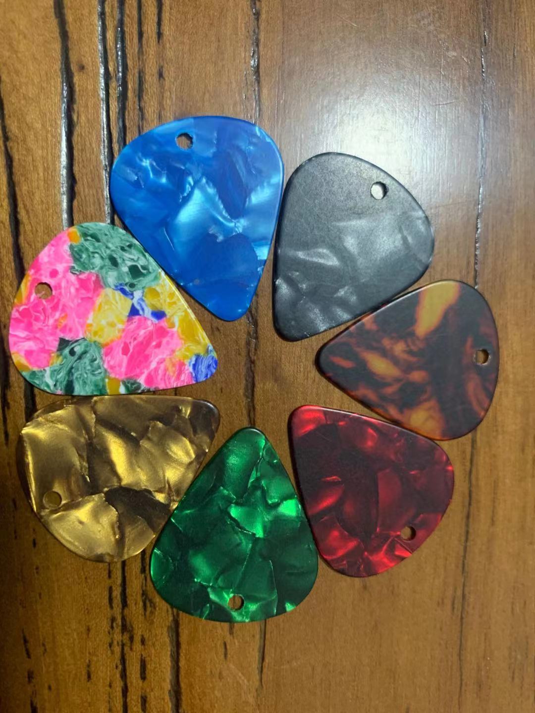 metal-guitar-picks-electric-guitar-bass-picks-necklace-guitar-accessories-instrument-accessories-guitar-plectrums-music-supplies