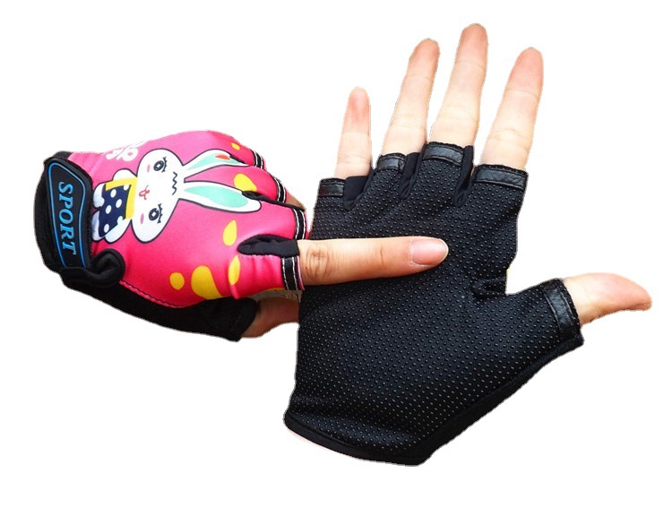 Spot supply cute children's bicycle sports half finger gloves quick-drying breathable non-slip fitness gloves wholesale