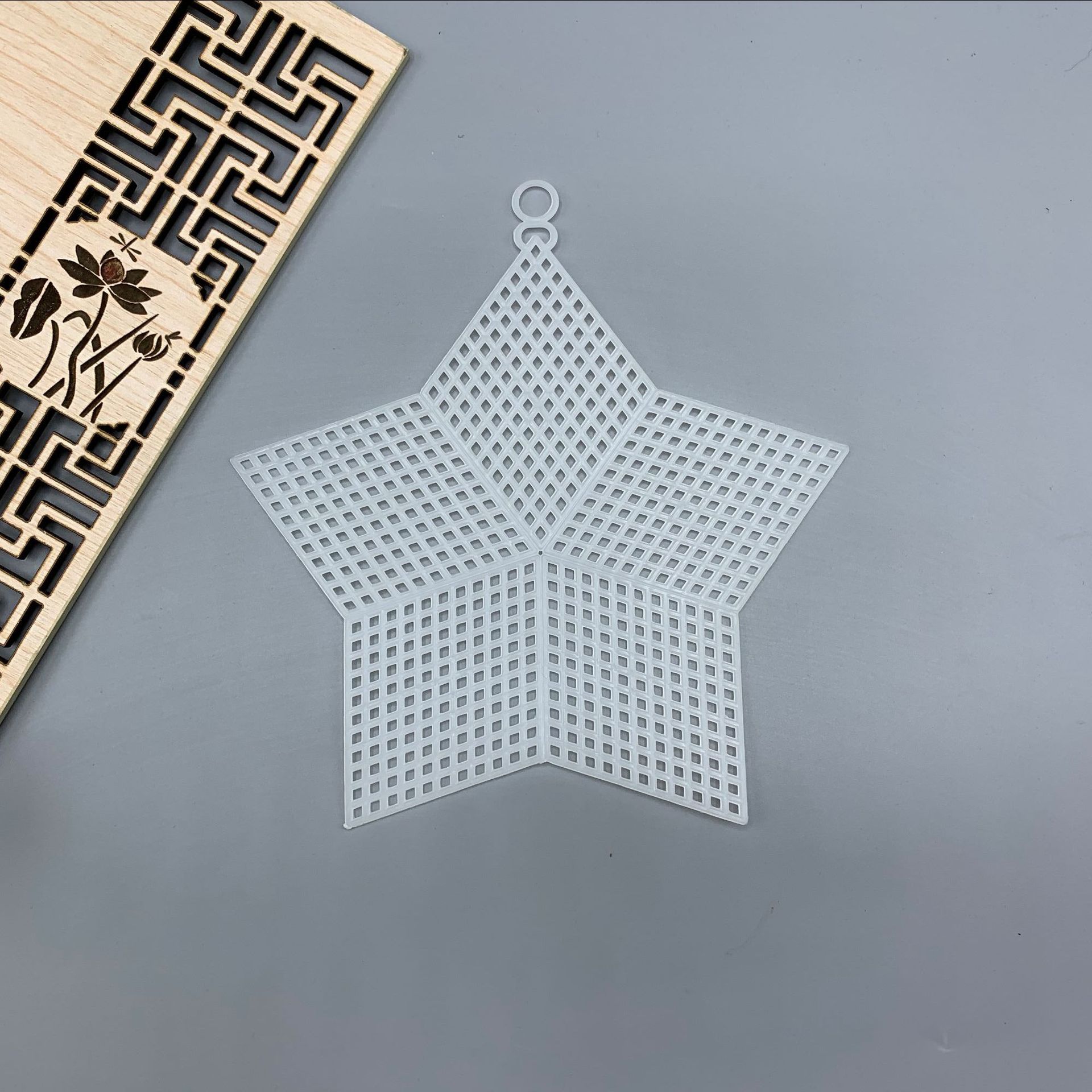 DIY plastic mesh wholesale hook bag foreign trade support card head Multi-Color square mesh 8cm10.6cm