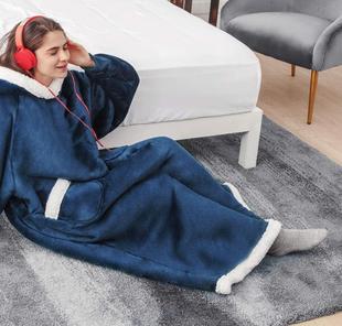 blanket Extended Vertical Pocket Lazy blanket Lamb Hair TV blanket Wearable blanket Flannel Lazy blanket