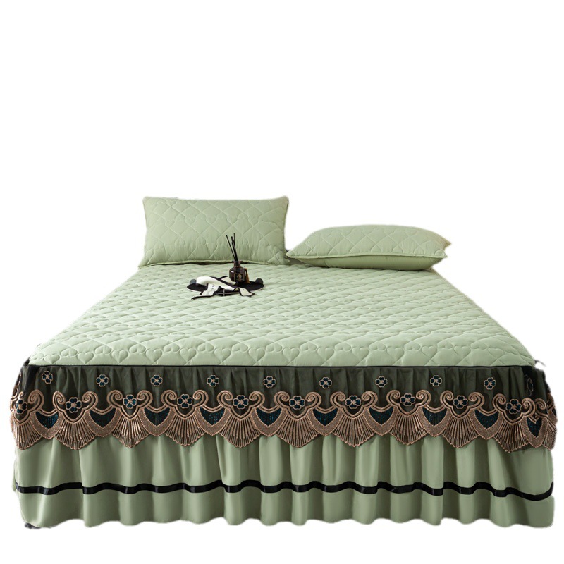 Soybean fiber cotton padded bed skirt three-piece set 1.8m bedspread Princess wind lace bed sheet 1.5 m non-slip bed