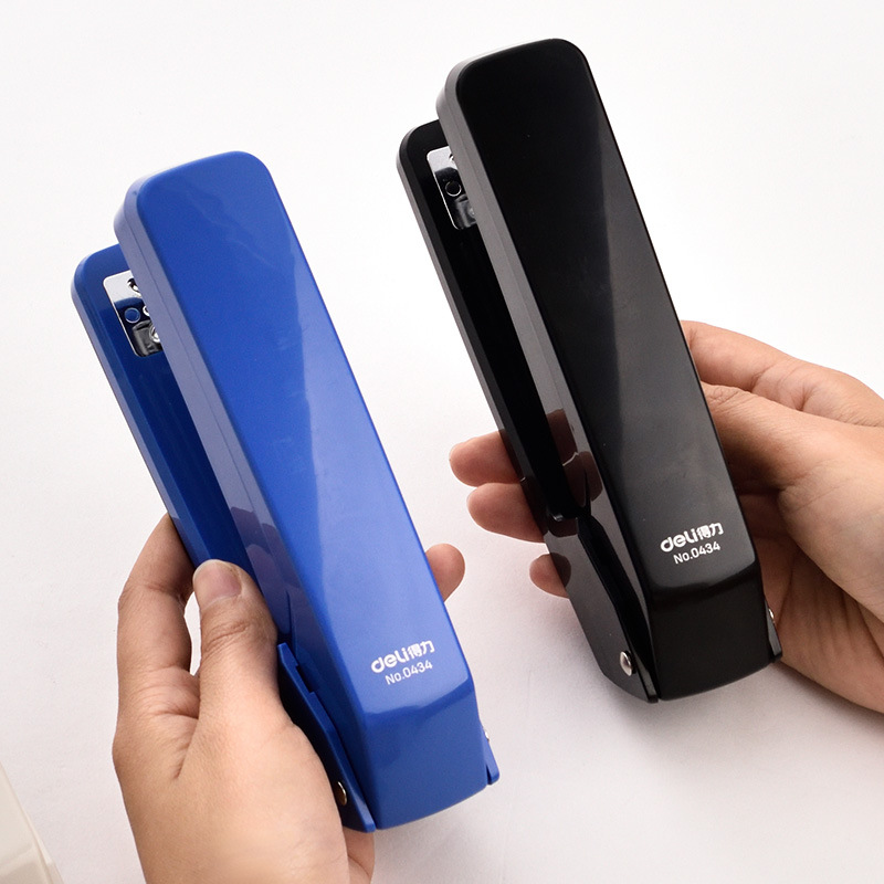 Deli 0434 Rotatable Stapler Labor-saving Students Use 360-degree Stapler to Subscribe Office Supplies