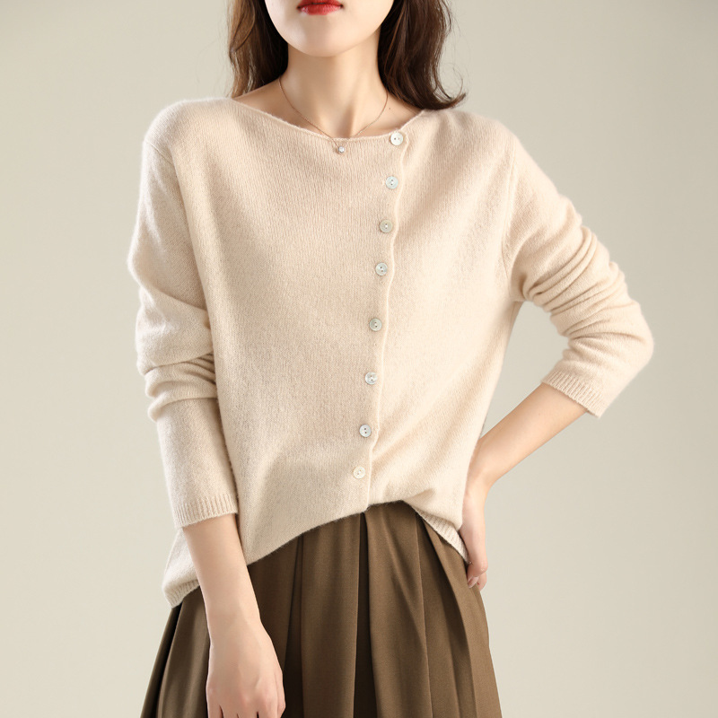 Don't bump shirt ~ 2023 autumn new sweater single-breasted cardigan women's low crew neck thin knitted outside