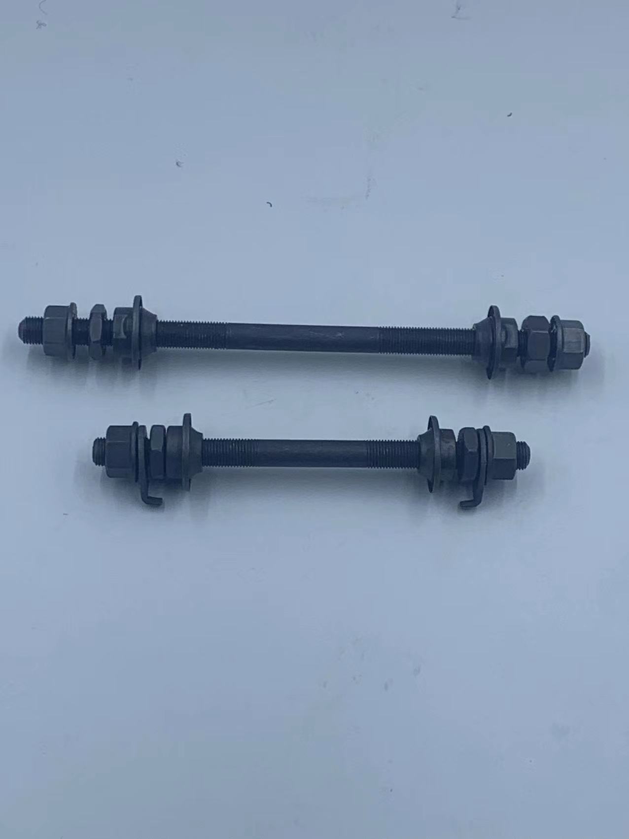 Mountain bike solid shaft ball hub solid rear shaft ball 150MM front axle 180MM rear axle
