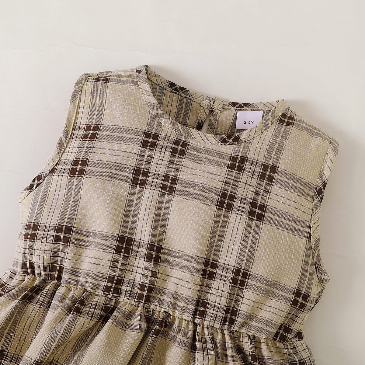 Girls Spring and Autumn New Apricot Coat Apricot Plaid Dress Two-piece Dress 222206312 Spot
