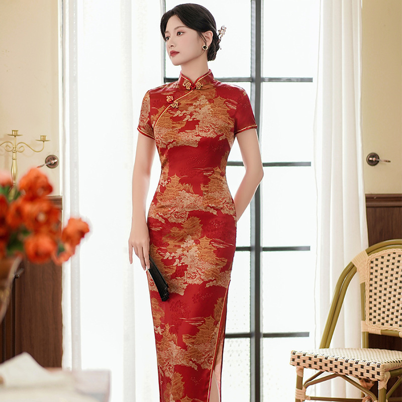 2023 spring and summer new cheongsam dress women's satin dress retro slim fashion banquet Costumes Wholesale