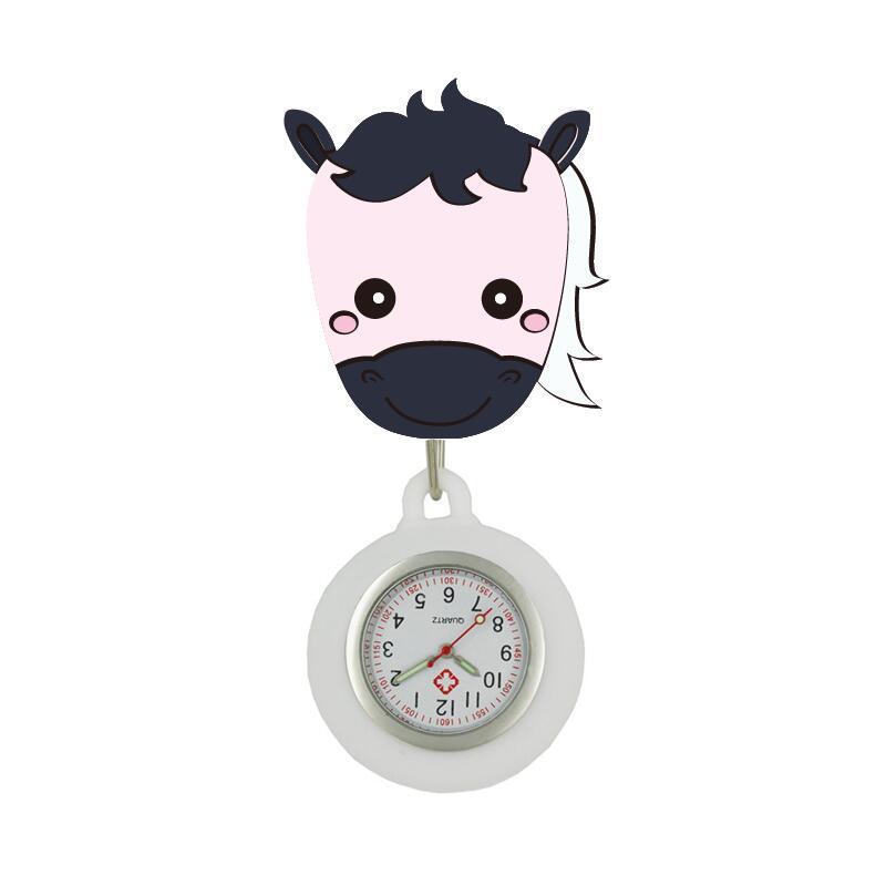 伸縮しやすいです。看護師の時計を掛けます。看護師の懐中時計が可愛いです。|undefined