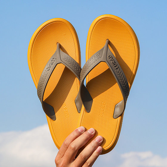 Ludadi Flip-Flops Men's Summer Non-slip Outdoor Wear Sandals Flip-flops Wear-resistant Black Rubber Beach Shoes Trendy