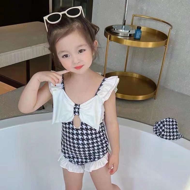 2023 New girls' swimsuit children's one-piece swimsuit triangle black and white flying bird bow fashion lace swimsuit