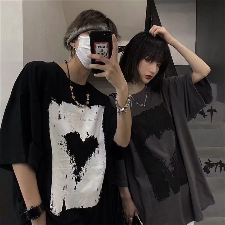 Short-sleeved T-shirt Men's Loose Trendy Brand Fashion High Street Harajuku Style Half-sleeved ins Trendy Hong Kong Style All-match Couple's Summer Dress